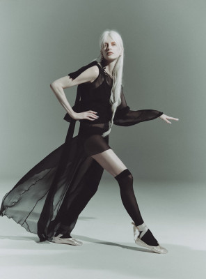 Kristen McMenamy for The Sunday Times Style Magazine 102023 by Melanie and Ramon