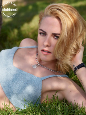 Kristen Stewart - Entertainment Weekly