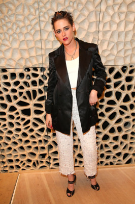 Kristen Stewart – Chanel Fashion Show in Hamburg