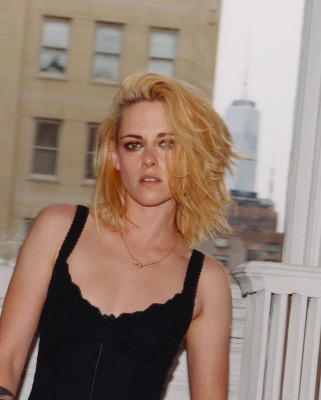 Kristen Stewart - «DOCUMENT» 2021.