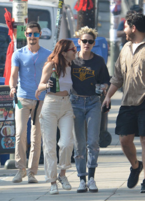 Kristen Stewart and New Girlfriend Sara Dinkin in Los Feliz