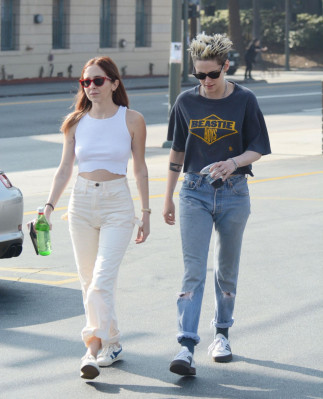 Kristen Stewart and New Girlfriend Sara Dinkin in Los Feliz