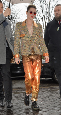 Kristen Stewart – Chanel Show in Paris 01/22/2019