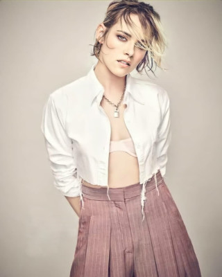 Kristen Stewart - &#039;Happiest Season&#039; Team by Art Streiber // 2020