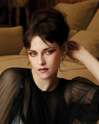 Kristen Stewart ~ Chanel campaign promo July 2023