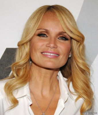 Kristin Chenoweth pic #133632