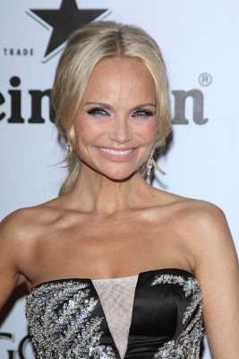 photo 20 in Kristin Chenoweth gallery [id262144] 2010-05-07 00:00:00