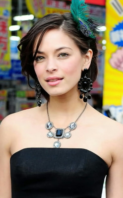 Kristin Kreuk pic #282042