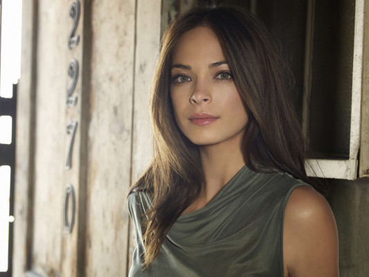 Kristin Kreuk pic #673635
