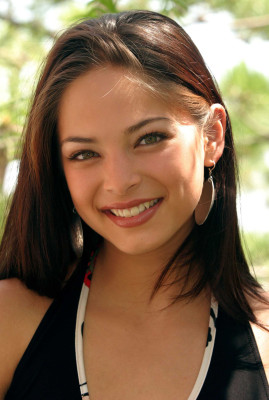 Kristin Kreuk pic #282422