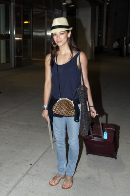 Kristin Kreuk pic #537999