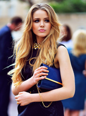 Kristina Bazan pic #899168