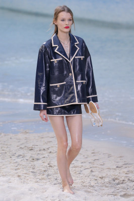 Kristina Grikaite - Chanel Spring/Summer 2019 Fashion Show in Paris