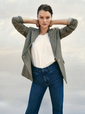 Kris Grikaite - Massimo Dutti 