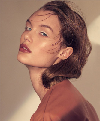 Kris Grikaite - S Moda