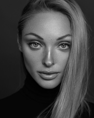 Kristina Sheiter by Michael Woloszynowicz