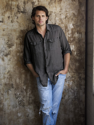 Kristoffer Polaha - Life Unexpected (2010-2011) Season 2 Promotional