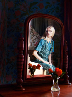 Kirsty Hume pic #996313