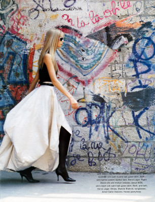 Kirsty Hume pic #182039