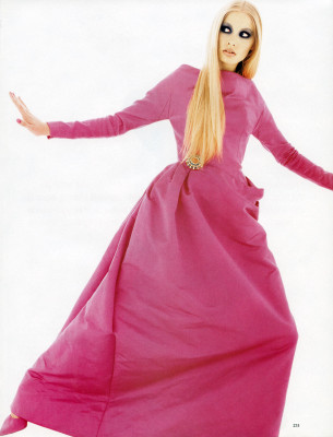 Kirsty Hume pic #182057