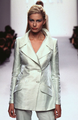 Kirsty Hume for Richard Tyler SS 1996