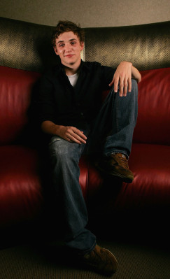 Kyle Gallner pic #314903