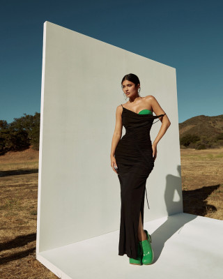 Kylie Jenner - ELLE Russia // September 2021 