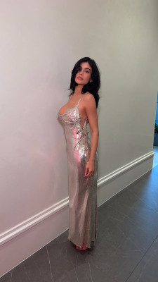 Kylie Jenner - 82nd Annual Golden Globe Awards in Beverly Hills 01/05/2025