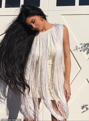 photo 16 in Kylie Jenner gallery [id1162755] 2019-04-29 00:00:00