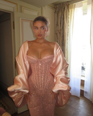 Kylie Jenner - Schiaparelli Haute Couture FW 2024/2025 at PFW 06/24/2024