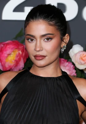 Baby2Baby Gala in West Hollywood 11/12/2022
