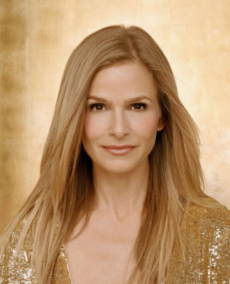 Kyra Sedgwick pic #295947