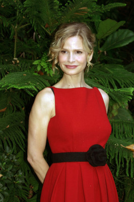 Kyra Sedgwick pic #295382