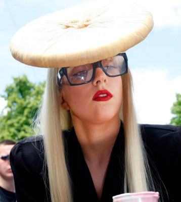 photo 21 in Gaga gallery [id174080] 2009-07-09 00:00:00
