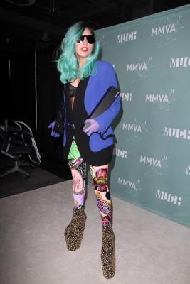photo 22 in Gaga gallery [id404328] 2011-06-27 00:00:00