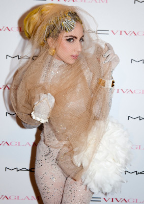 photo 3 in Lady Gaga gallery [id661414] 2013-09-03 00:00:00