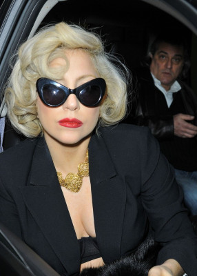 photo 29 in Lady Gaga gallery [id446426] 2011-12-16 00:00:00