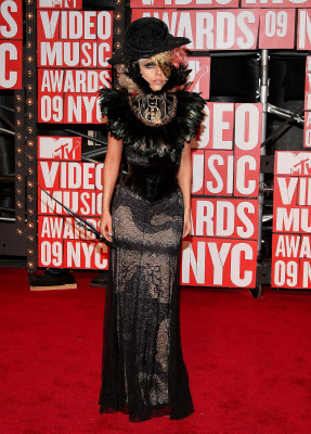 photo 17 in Lady Gaga gallery [id316559] 2010-11-23 00:00:00