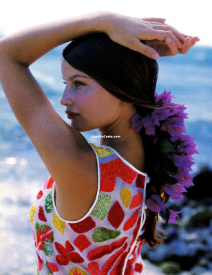 photo 24 in Laetitia Casta gallery [id124211] 2009-01-02 00:00:00
