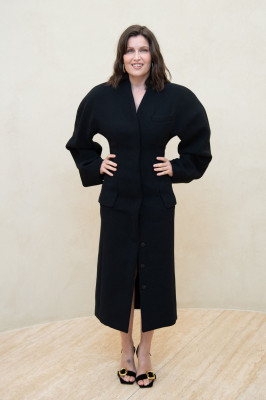 Laetitia Casta – PFW Simon Jacquemus Medal Photocall in Paris