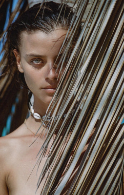 Lais Navarro for Solid &amp;amp; Striped