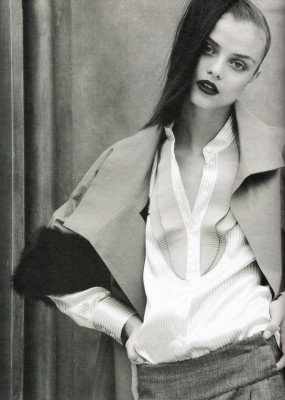 Lais Navarro pic #384835