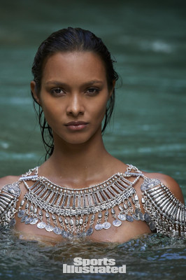 Lais Ribeiro - Sports Illustrated Swimsuit 2017 