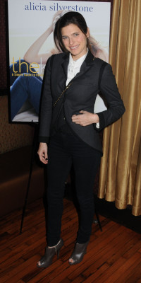 Lake Bell pic #244584