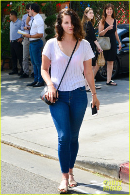 Lana Del Rey in Beverly Hills 09/20/2018