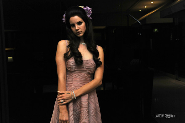 Lana Del Rey - Mick Tsikas Photoshoot in Sydney (2012)