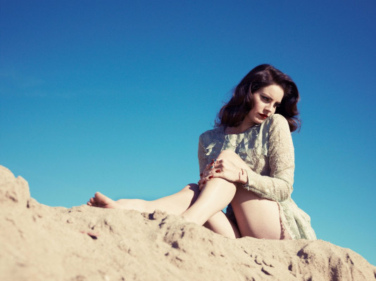 Lana Del Rey - Mark Williams Photoshoot for Fashion