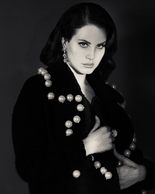 LANA DEL REY FOR COMPLEX 2017 BY TIMOTHY SACCENTI