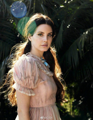 LANA DEL REY FOR GRAZIA 2017 BY HILARY WALSH