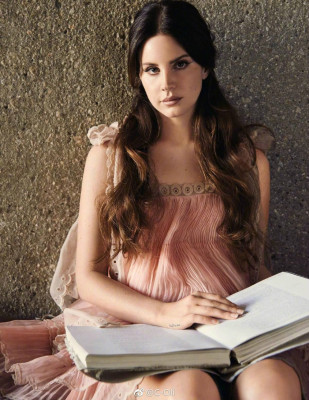 LANA DEL REY FOR GRAZIA 2017 BY HILARY WALSH